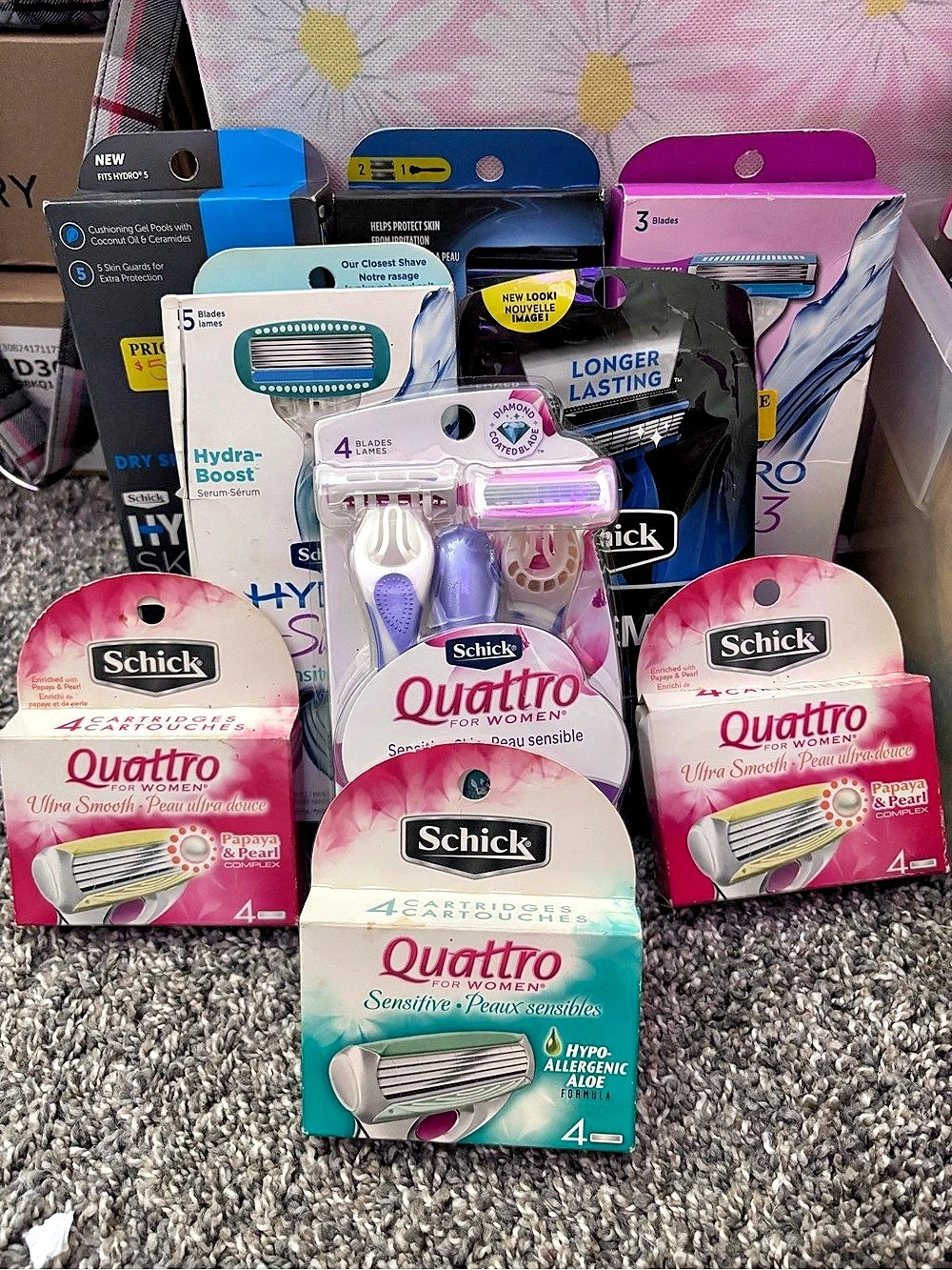 Schick Razor and Refill Bundle – 9 Packages
